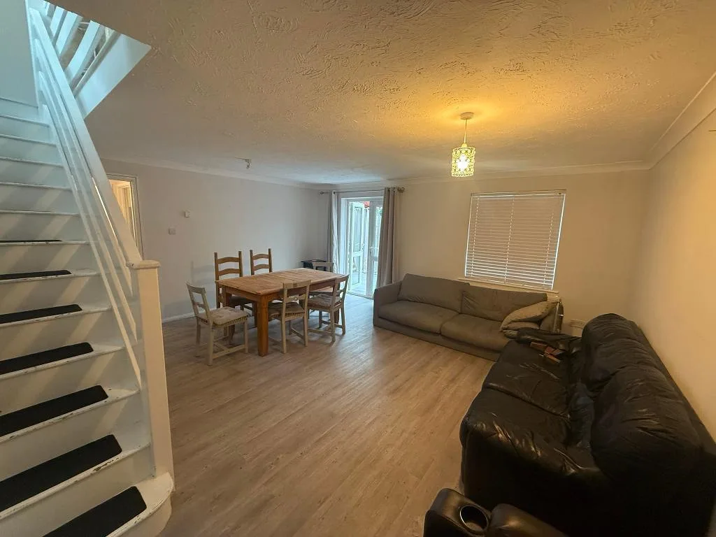 3 bedroom house for rent