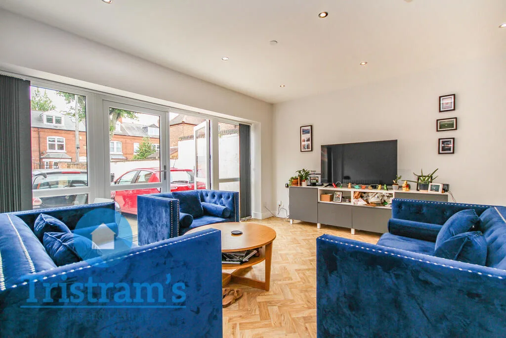 1 bedroom house share for rent