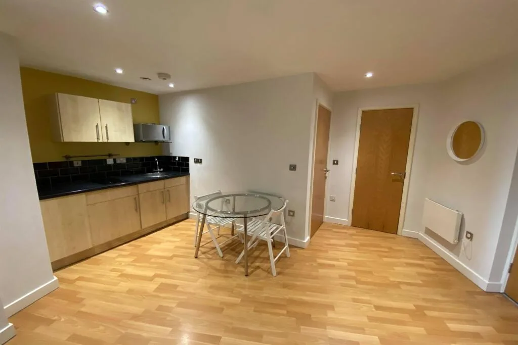 Studio flat for rent