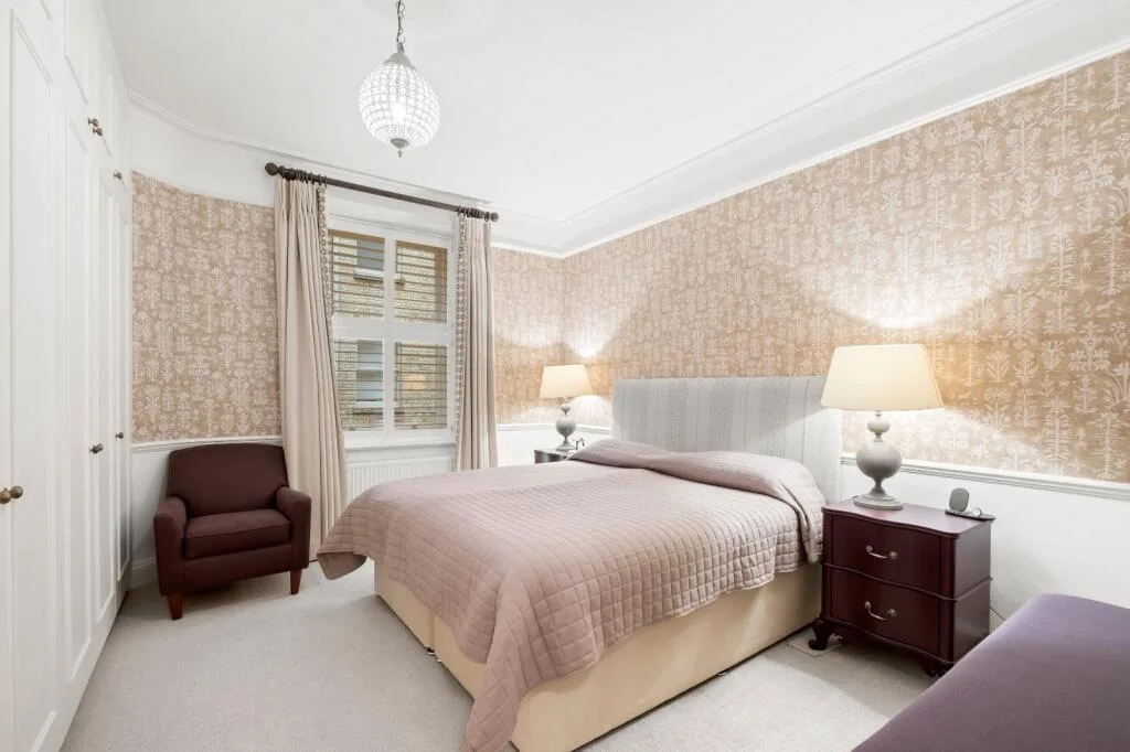 3 bedroom flat for rent