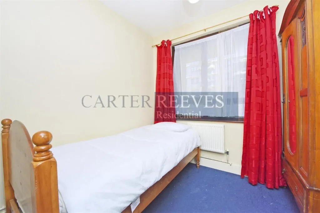 4 bedroom flat for rent
