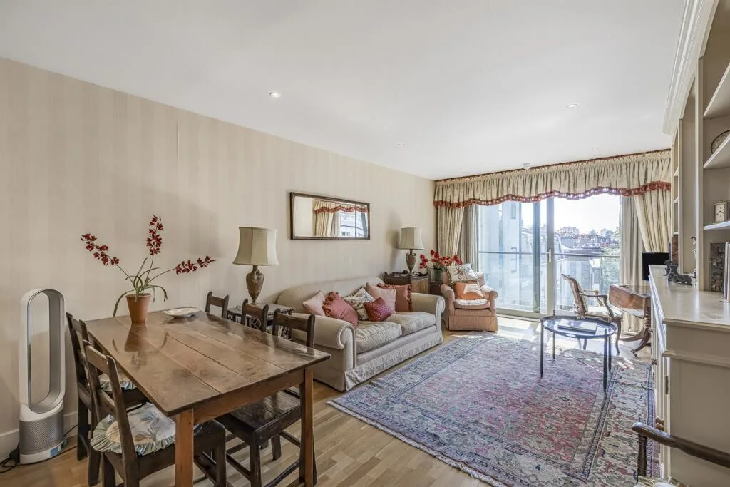 2 bedroom flat for rent