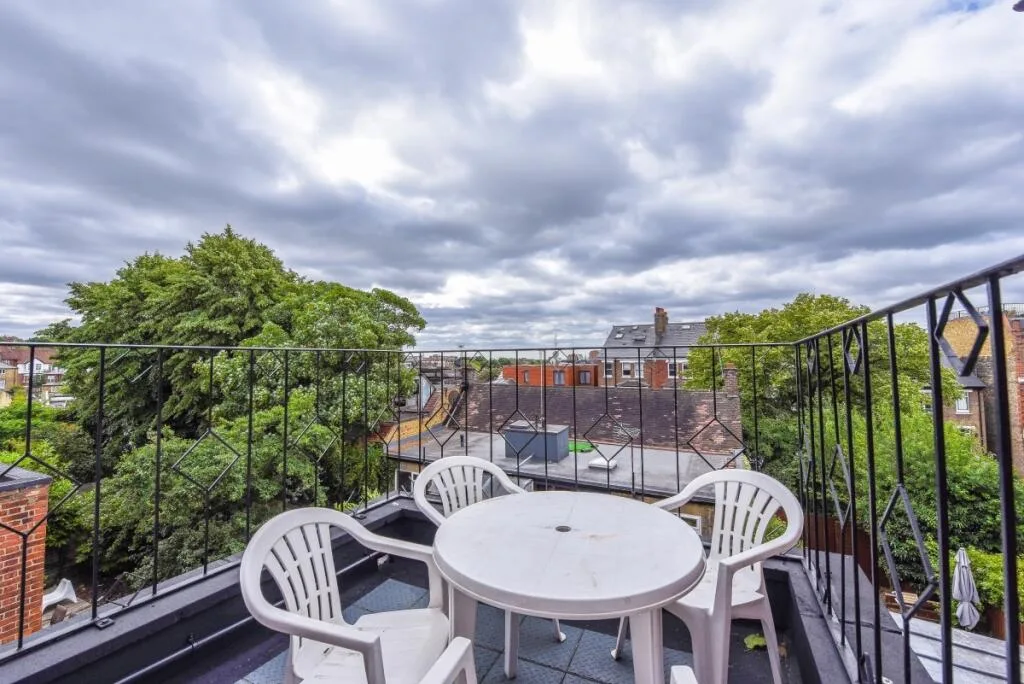 2 bedroom flat for rent