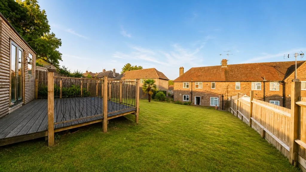5 bedroom house for rent