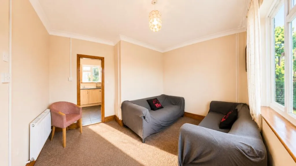 5 bedroom house for rent