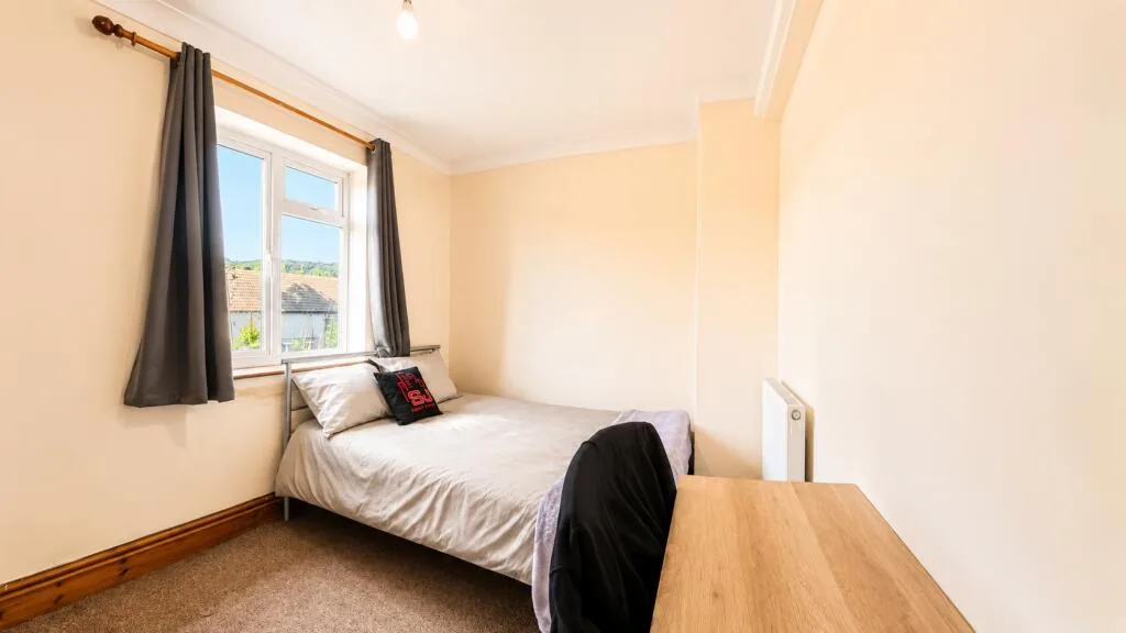 5 bedroom house for rent