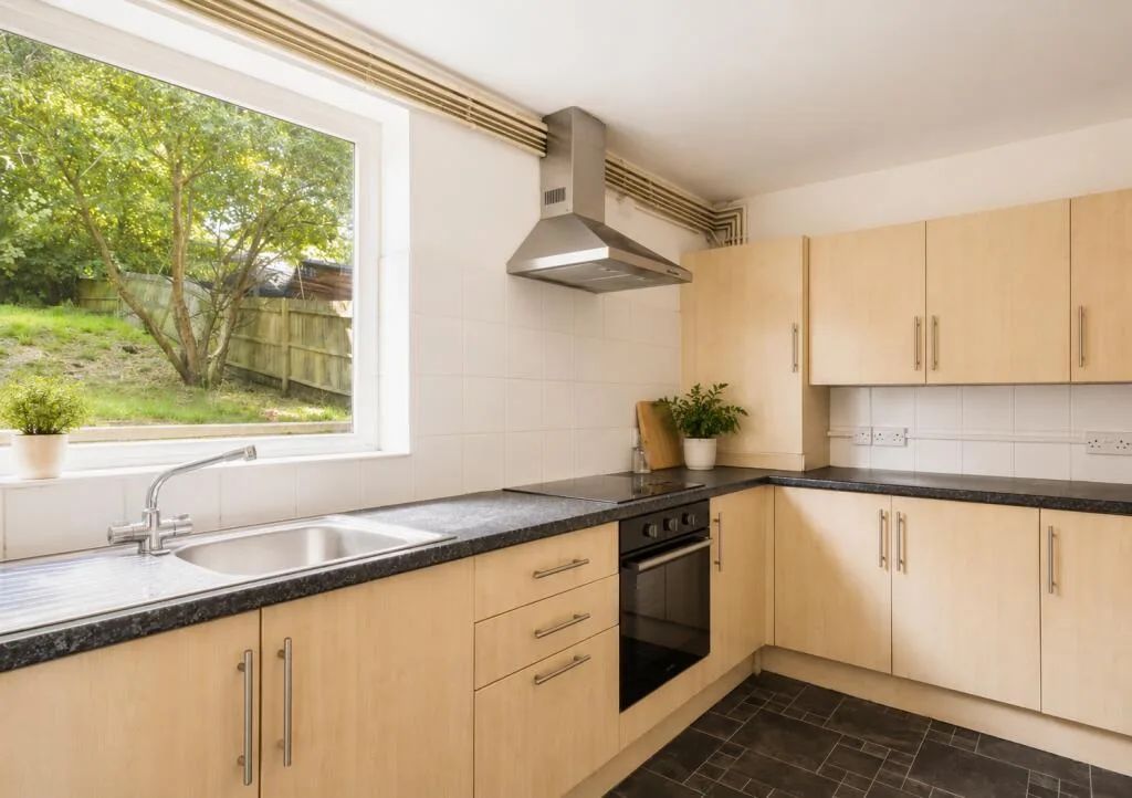 5 bedroom house for rent