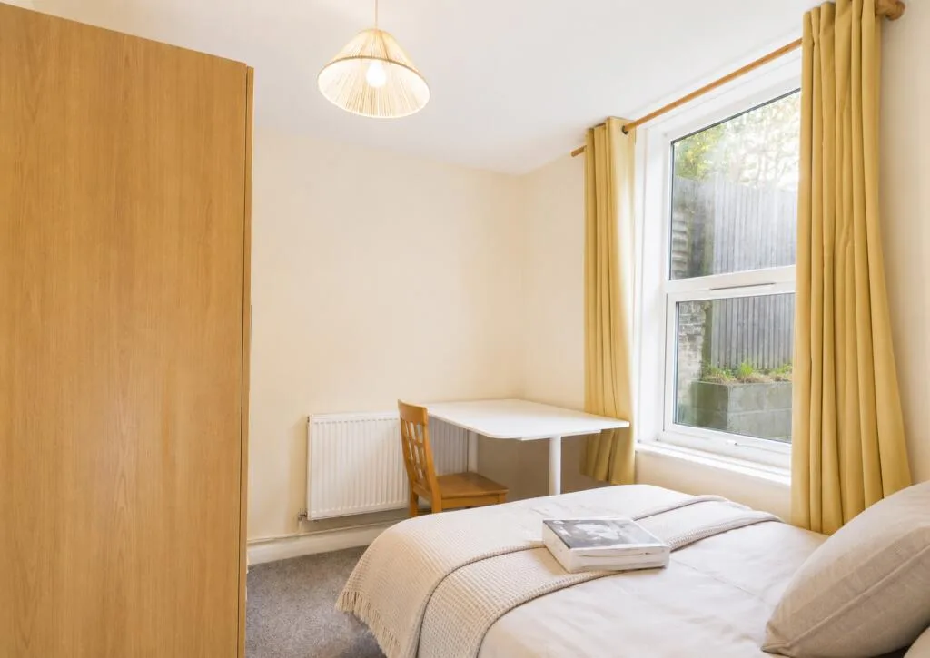 5 bedroom house for rent