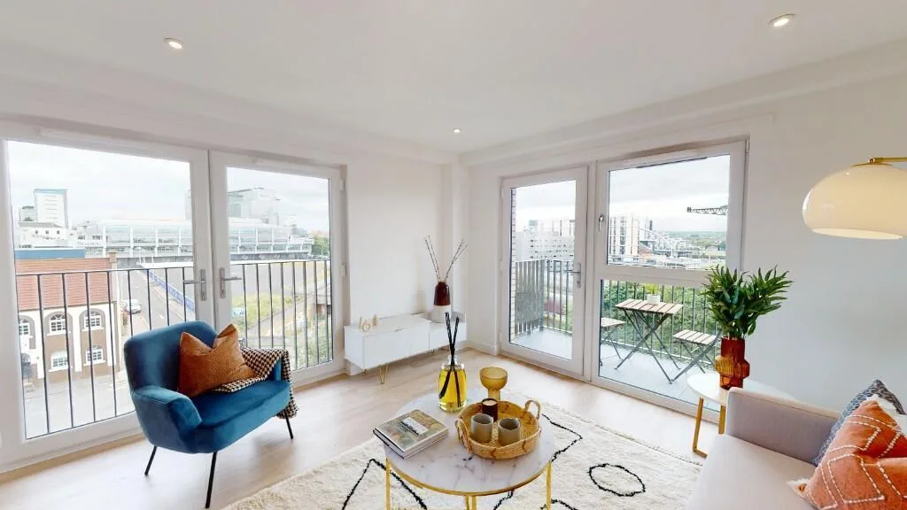 2 bedroom penthouse for rent