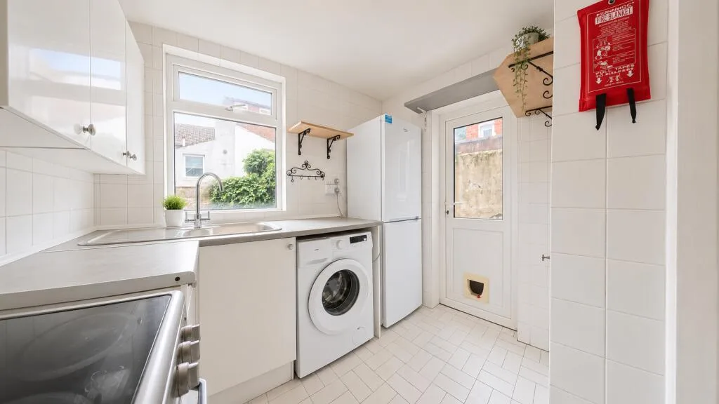 5 bedroom house for rent