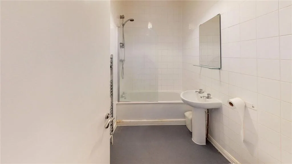 1 bedroom house for rent