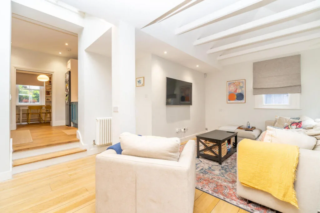 4 bedroom terraced house for rent