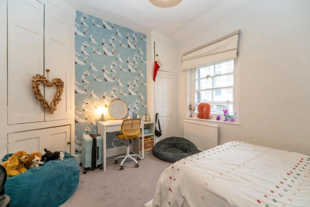 4 bedroom terraced house for rent