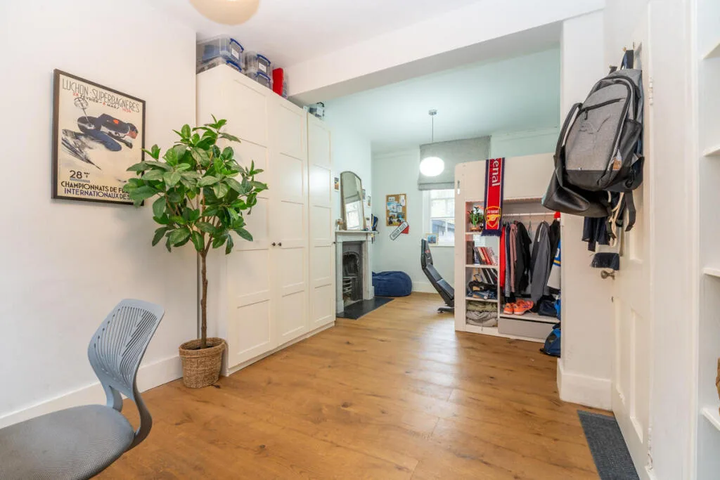 4 bedroom terraced house for rent