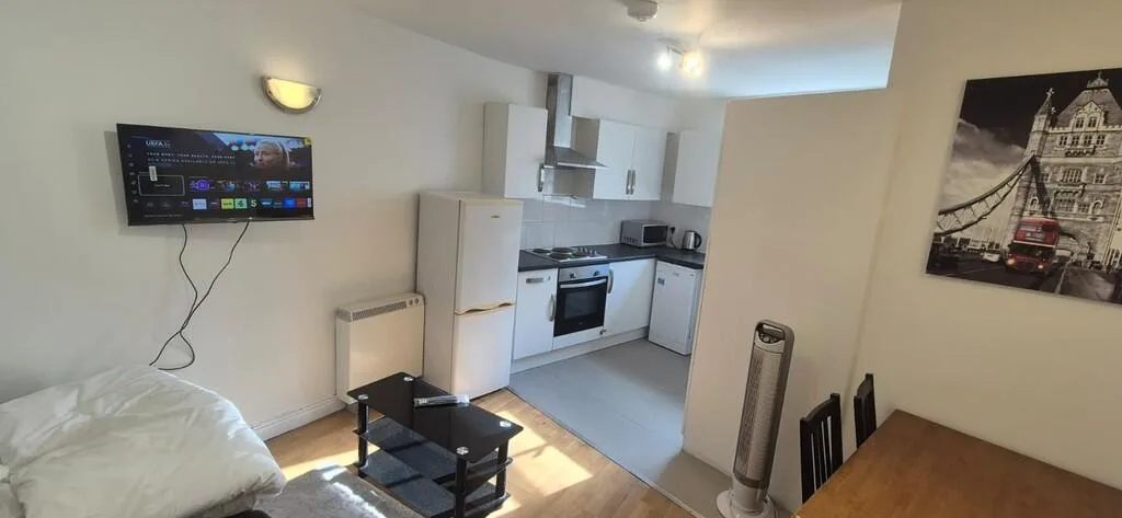 2 bedroom flat for rent