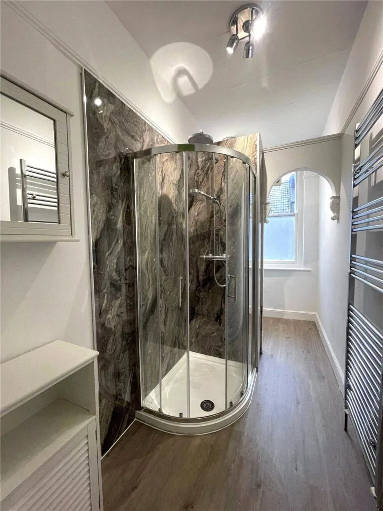 1 bedroom house for rent