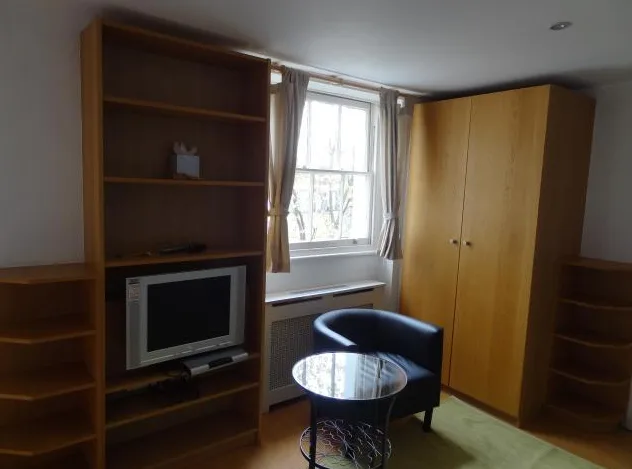 Studio flat for rent