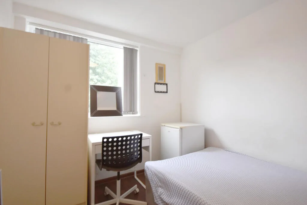 4 bedroom terraced house for rent