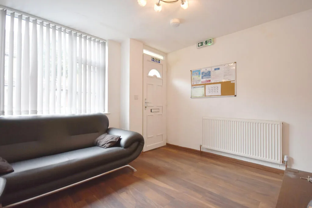4 bedroom terraced house for rent