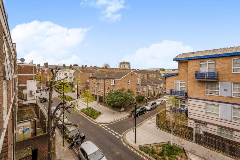 3 bedroom flat for rent