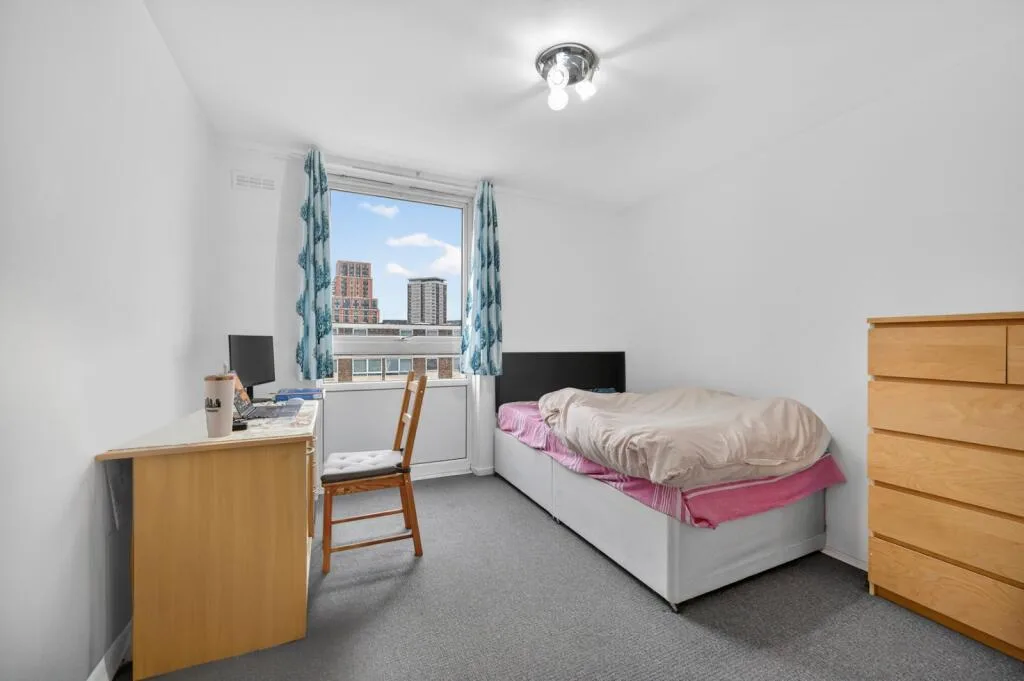 3 bedroom flat for rent