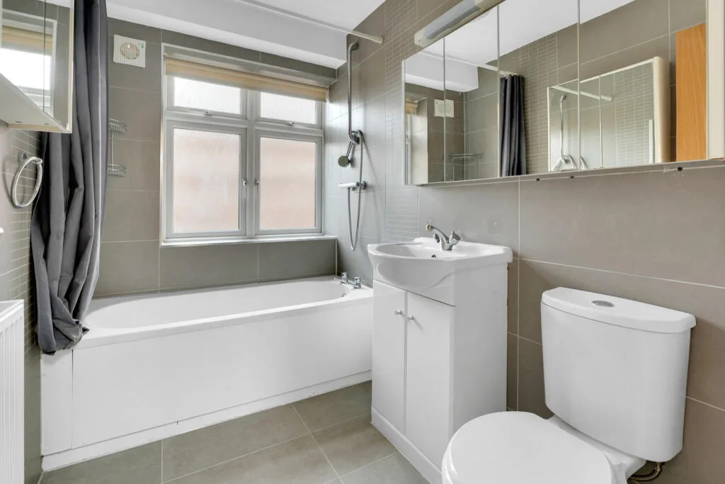 4 bedroom apartment for rent