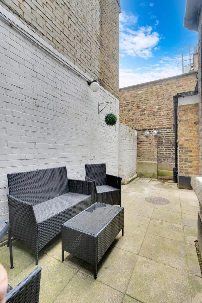 4 bedroom apartment for rent