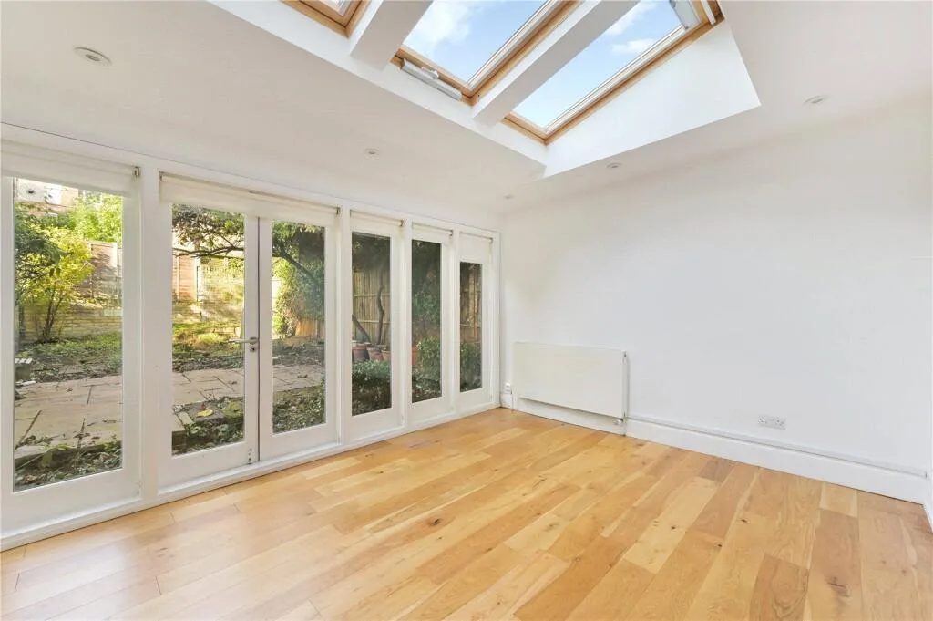 4 bedroom terraced house for rent