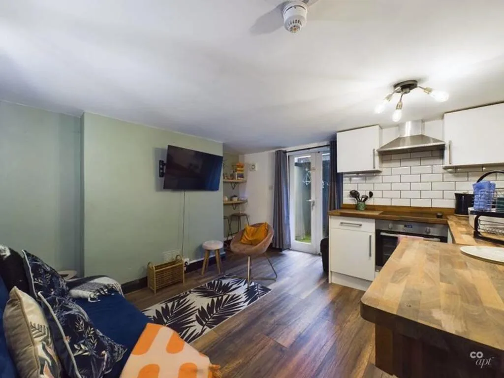 1 bedroom flat for rent