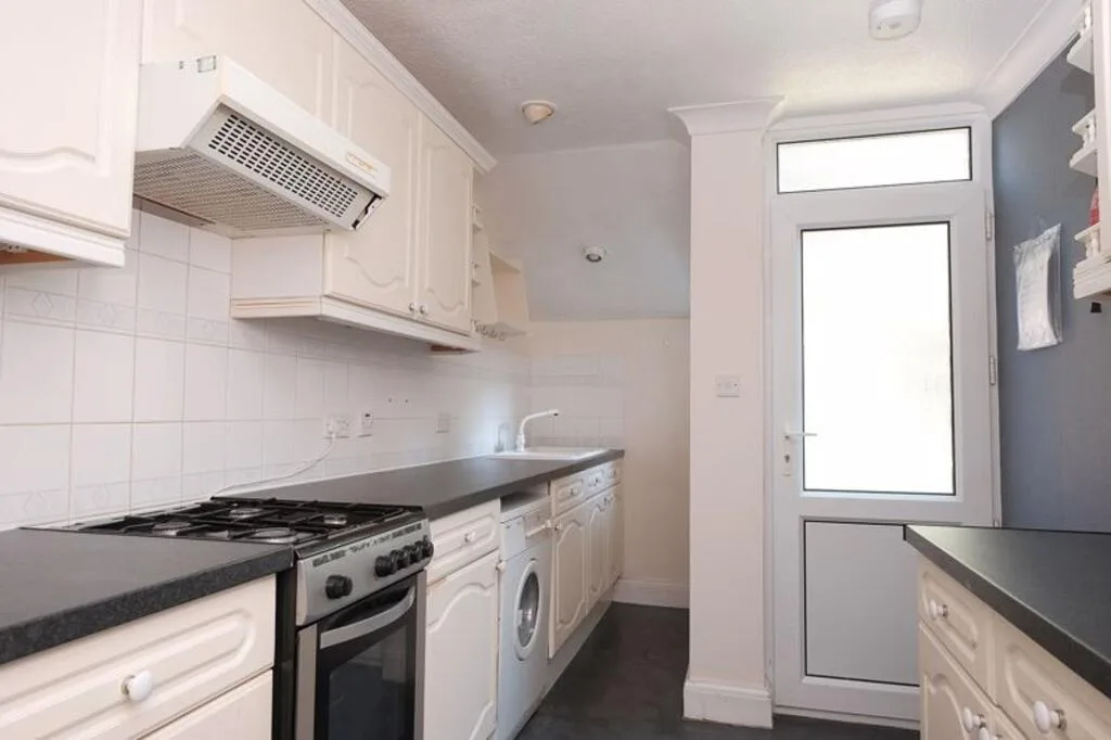 4 bedroom terraced house for rent