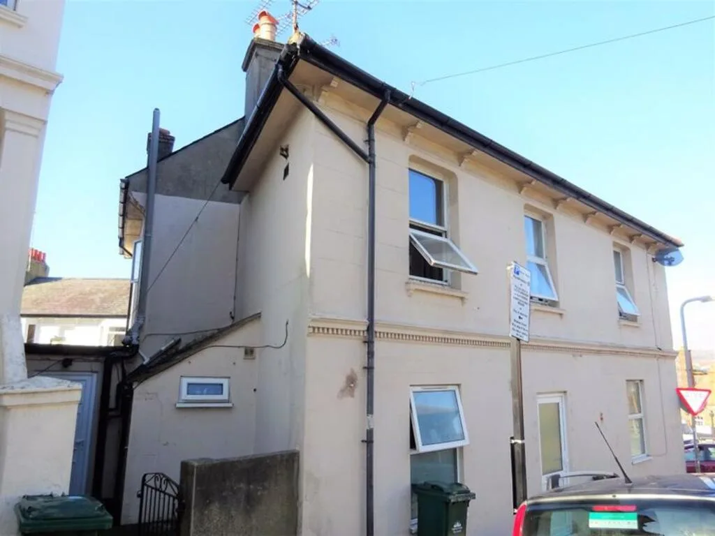 4 bedroom house for rent
