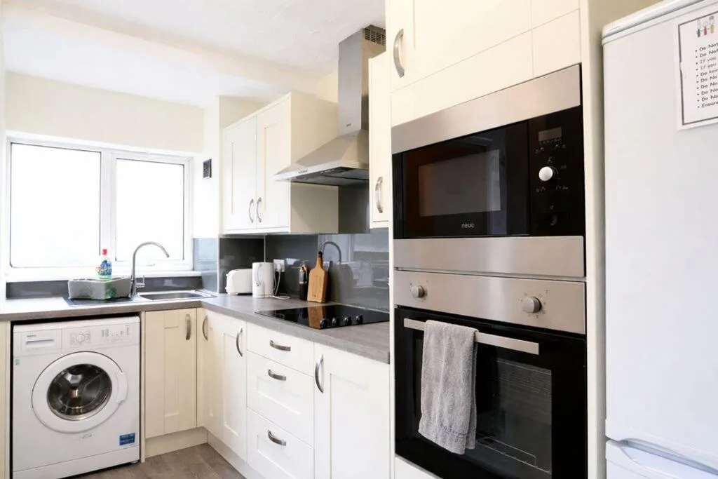 4 bedroom terraced house for rent
