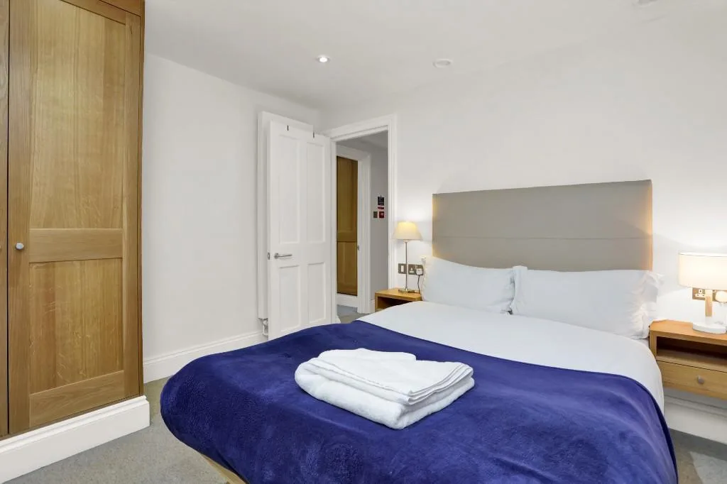 2 bedroom serviced apartment for rent