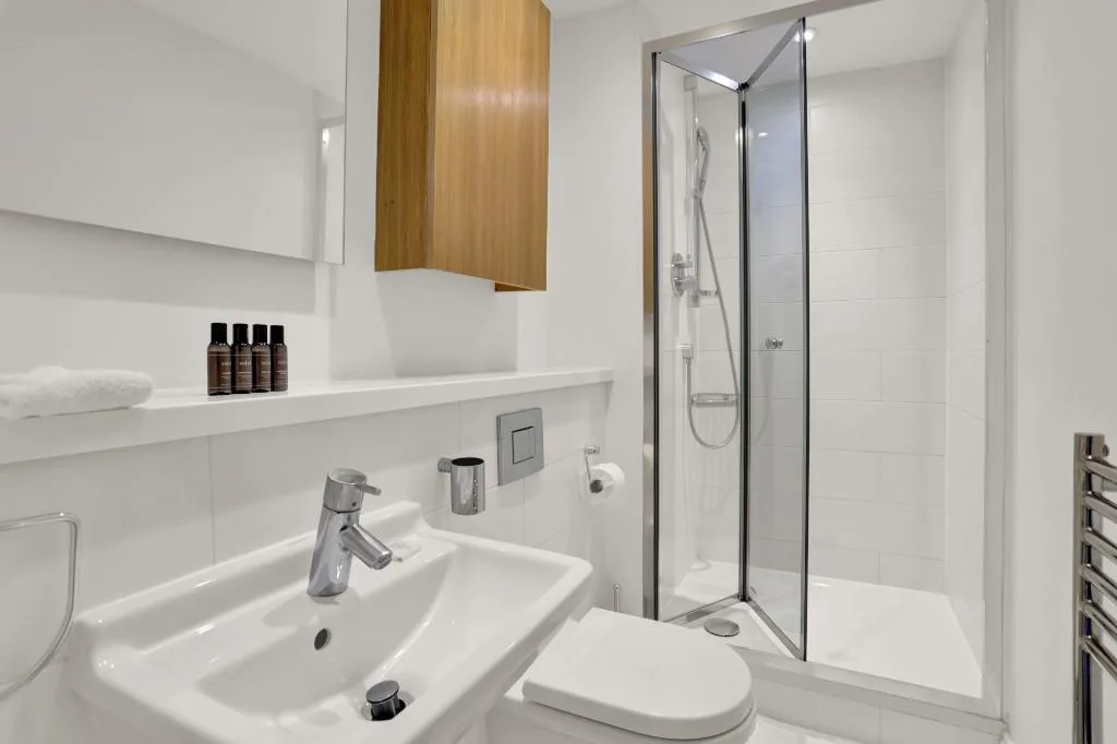 2 bedroom serviced apartment for rent