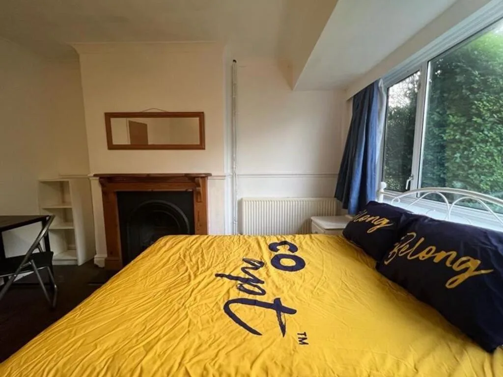4 bedroom semi-detached house for rent