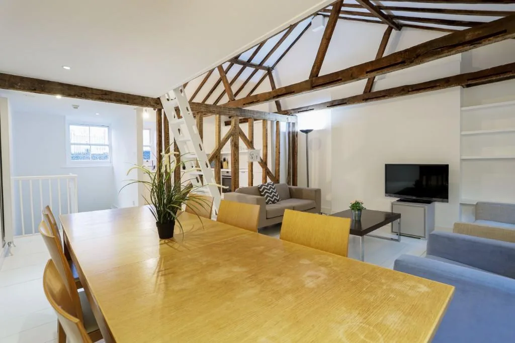 2 bedroom serviced apartment for rent