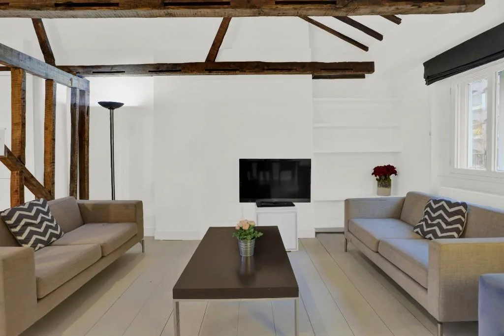 2 bedroom serviced apartment for rent