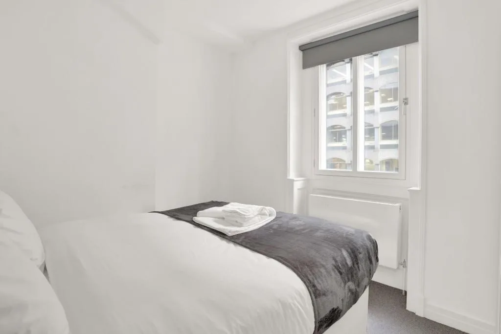 2 bedroom serviced apartment for rent