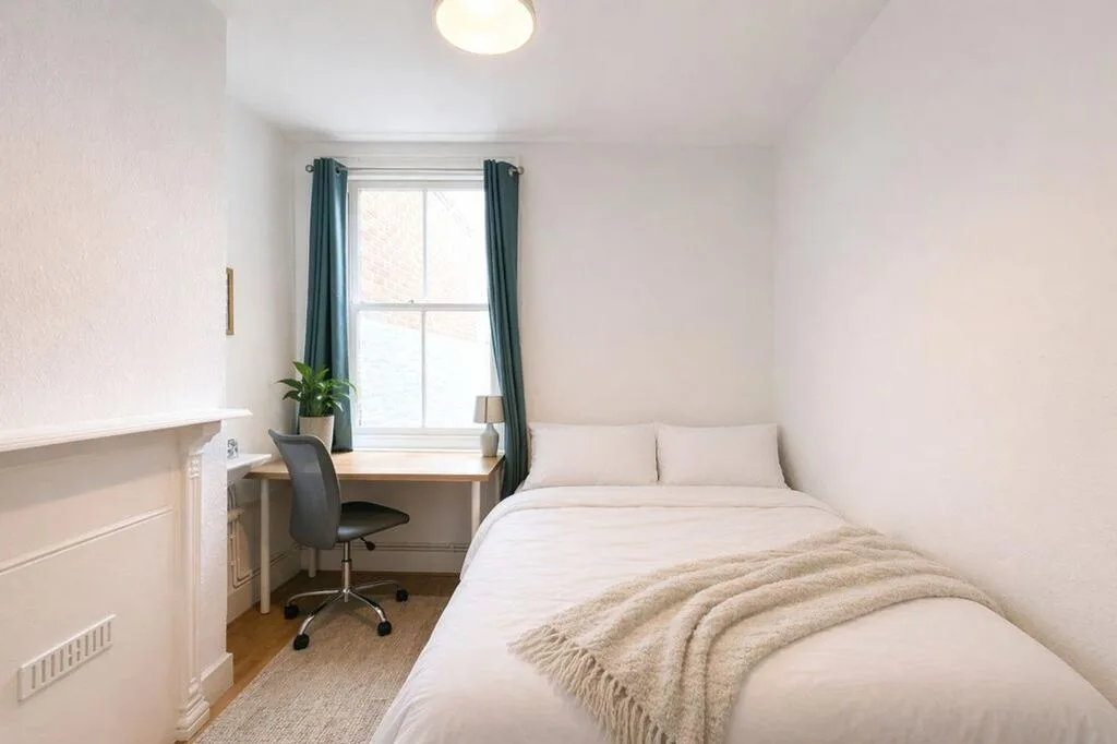 5 bedroom terraced house for rent