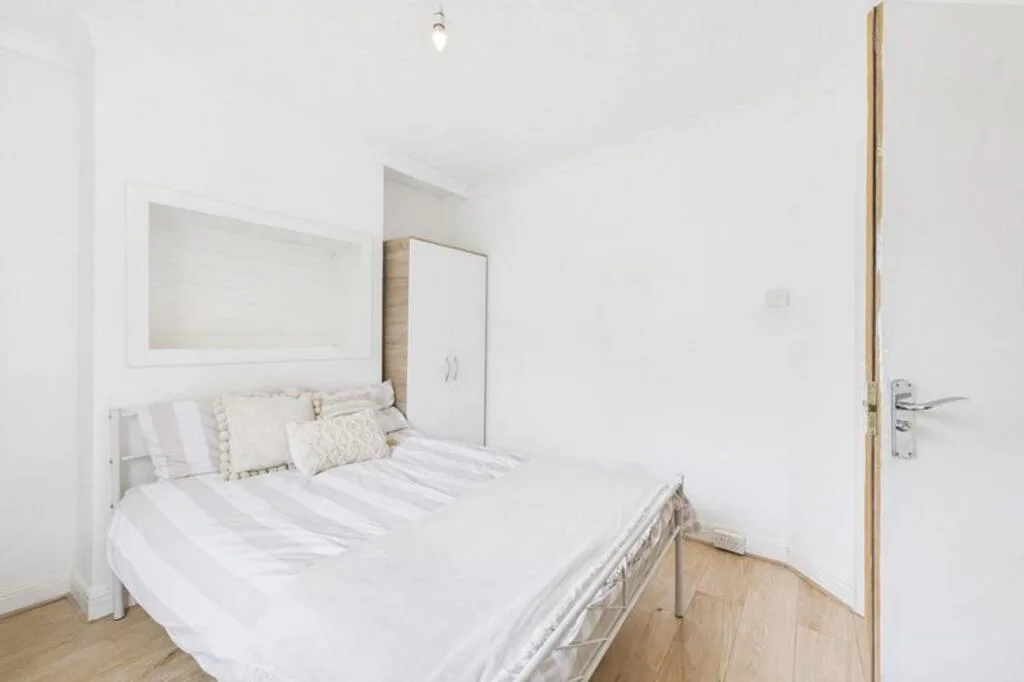 4 bedroom terraced house for rent