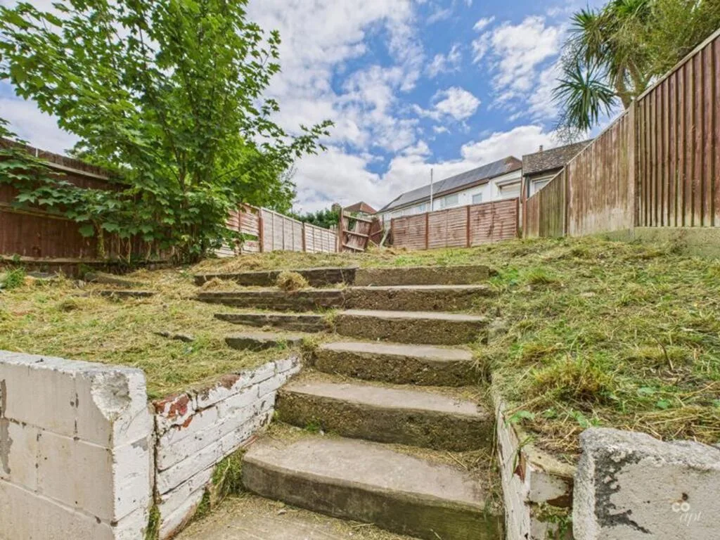 4 bedroom terraced house for rent