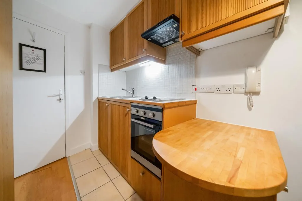 Studio flat for rent