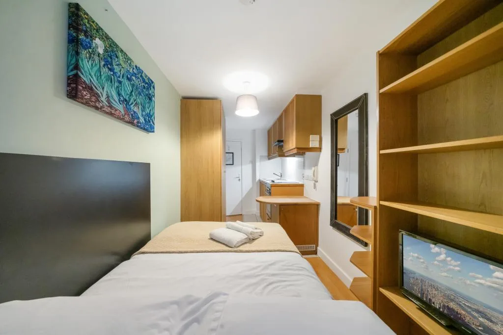 Studio flat for rent