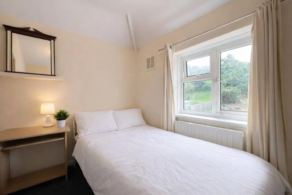6 bedroom terraced house for rent