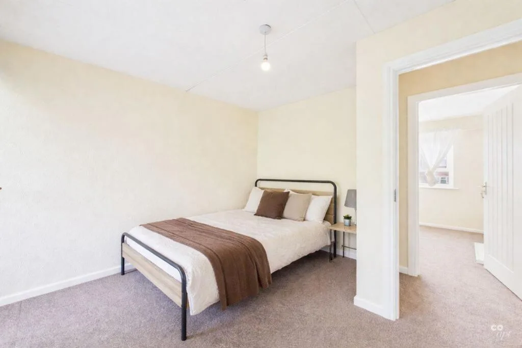 3 bedroom flat for rent