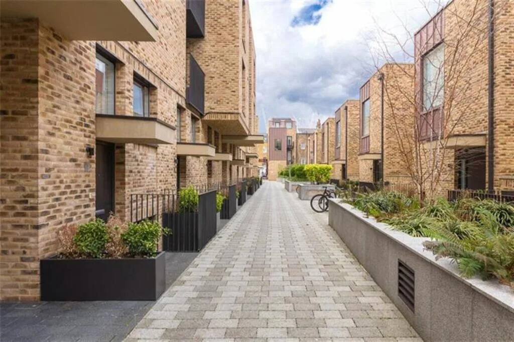 2 bedroom terraced house for rent
