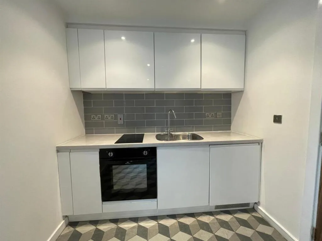 Studio flat for rent