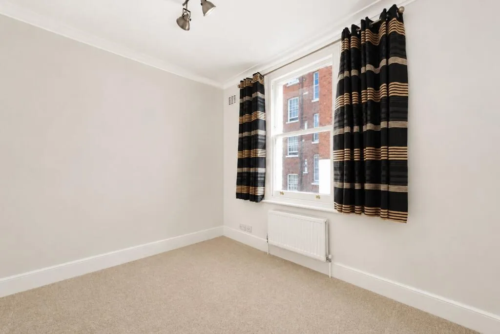 4 bedroom semi-detached house for rent