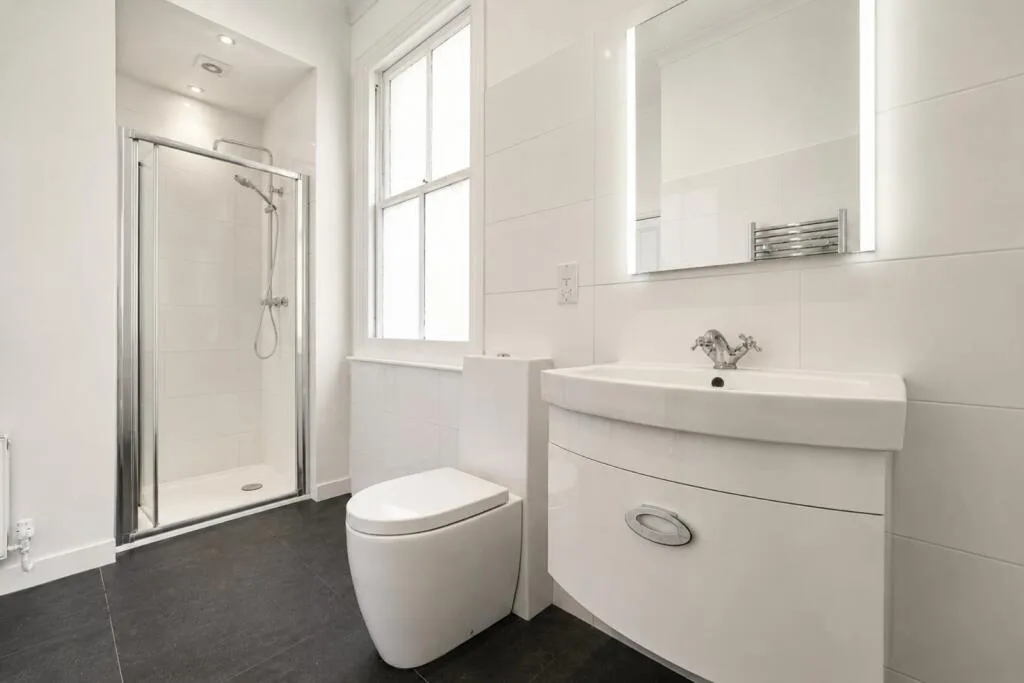 4 bedroom semi-detached house for rent
