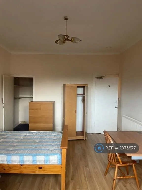4 bedroom flat for rent